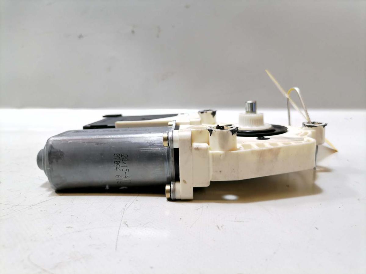 VW Golf 5 original Fensterhebermotor vorn rechts Bj.2004